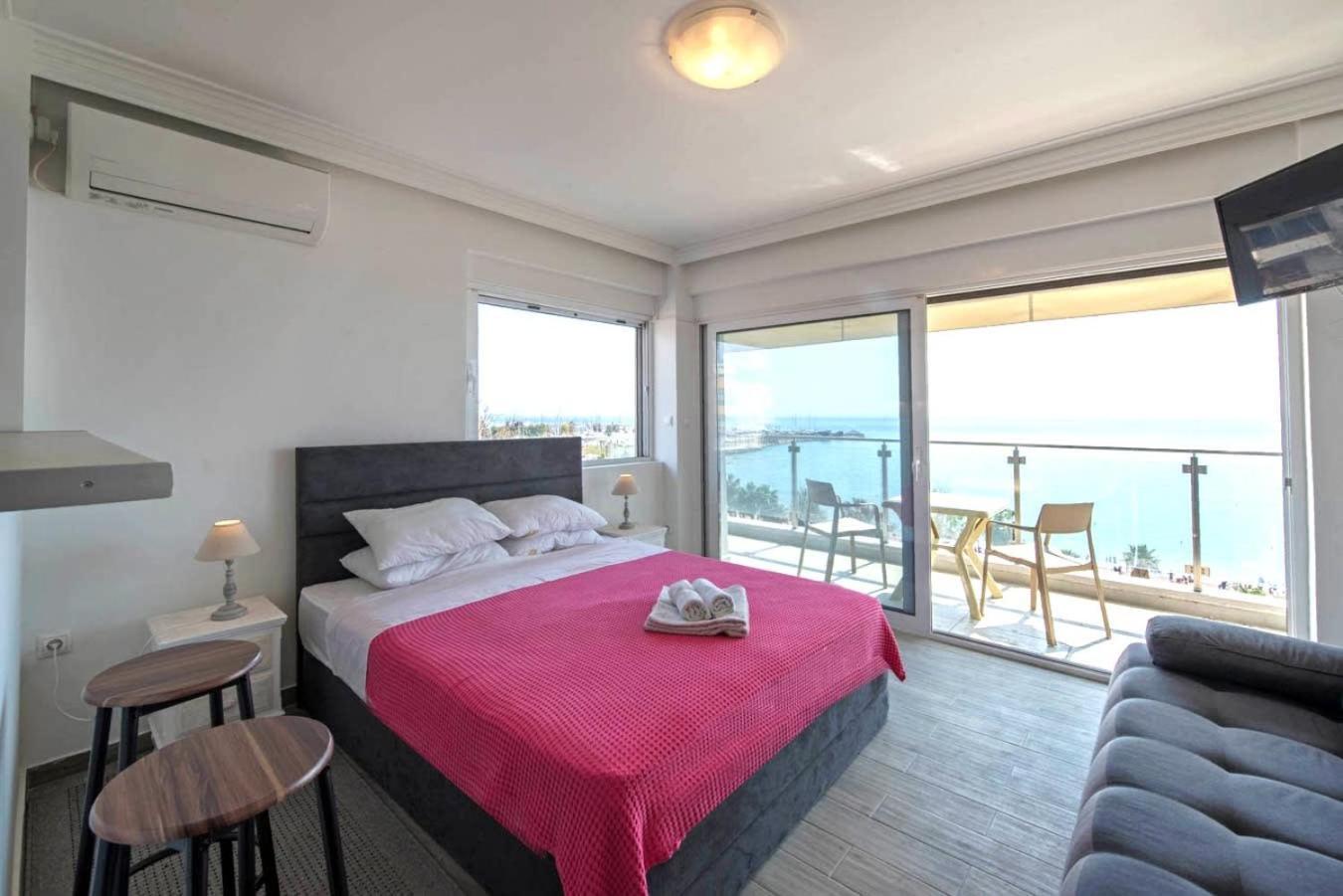 Apartment Breathtaking Seaview In Athenian Riviera